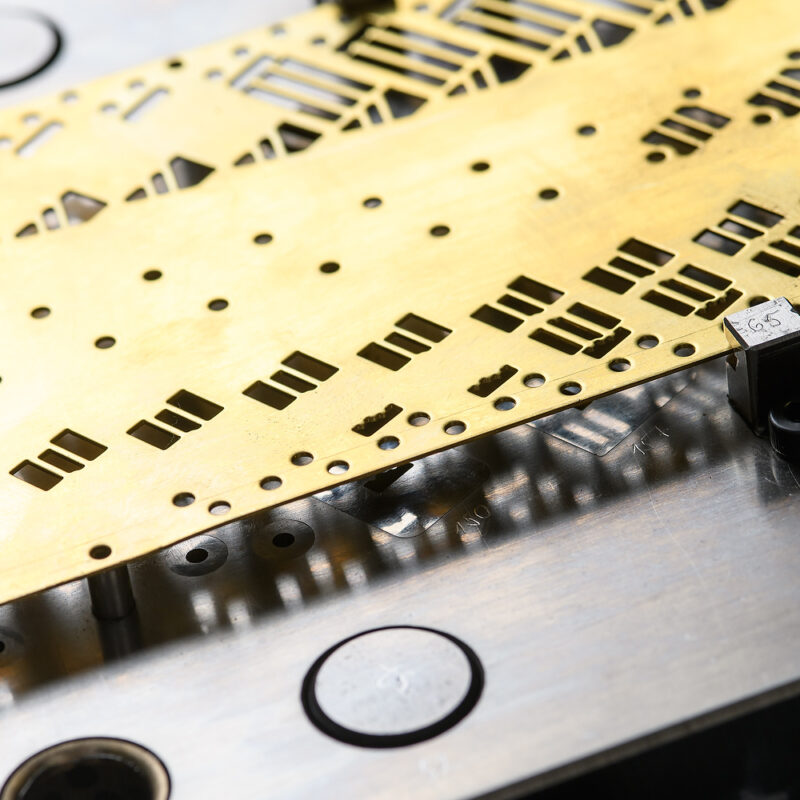 Nástroje na rýchlobežné lisy