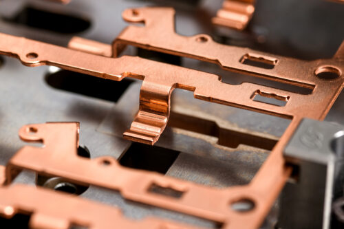 Nástroje na rýchlobežné lisy