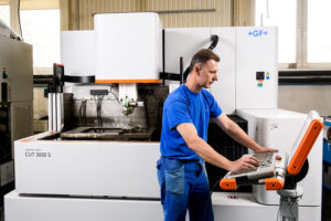 Nástroje na rýchlobežné lisy